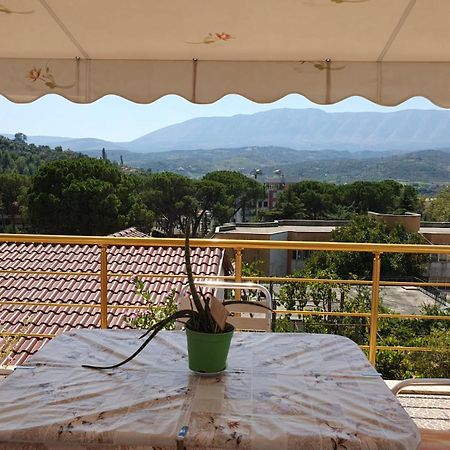 Sara Guesthouse Berat Exterior photo