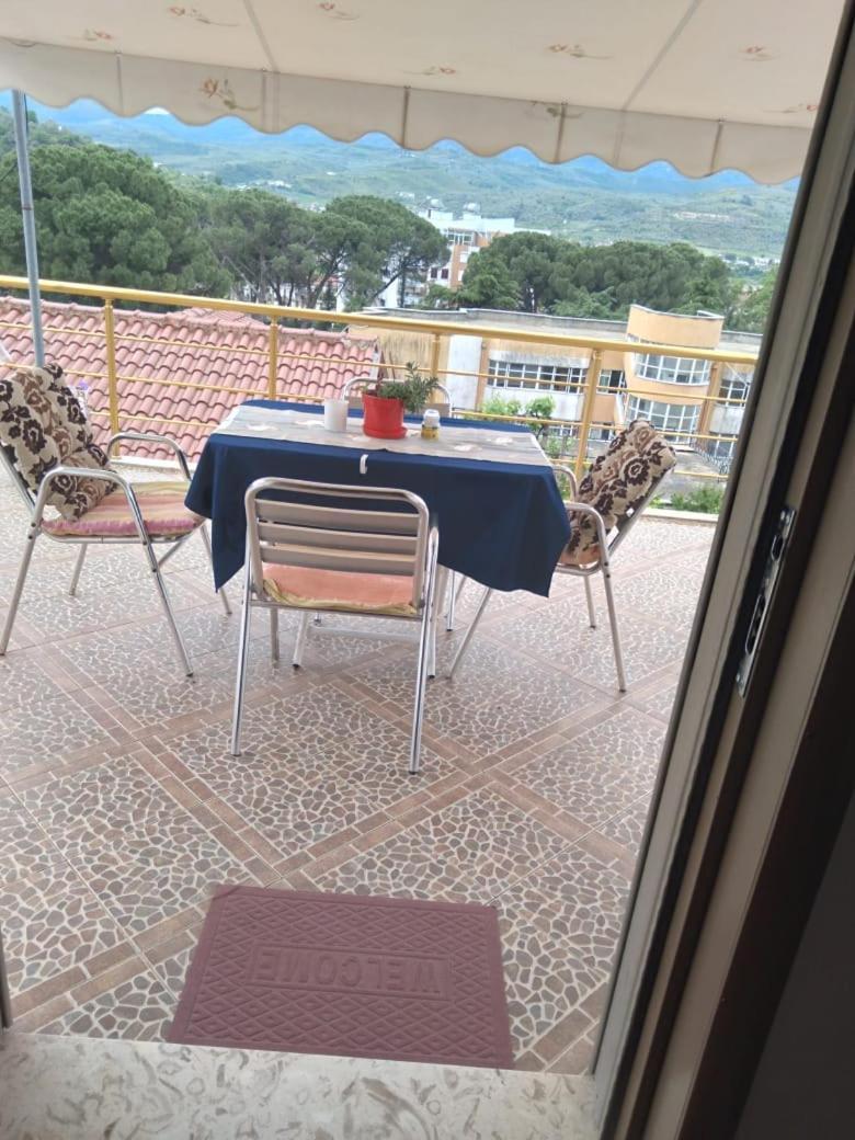 Sara Guesthouse Berat Exterior photo
